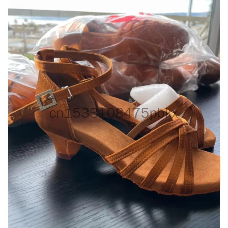 Men Shoes Kinds - Damskie satynowe buty do tańca latynoamerykańskiego