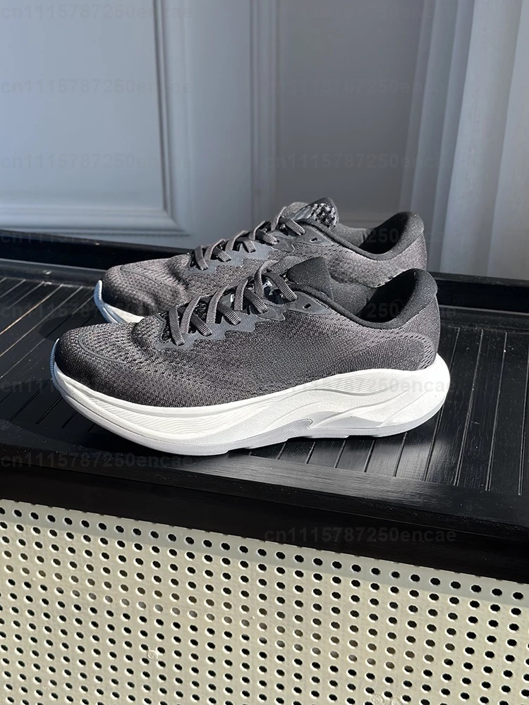 Miękkie, wygodne, antypoślizgo – Men'S Shoes Hoka recenzja i cena